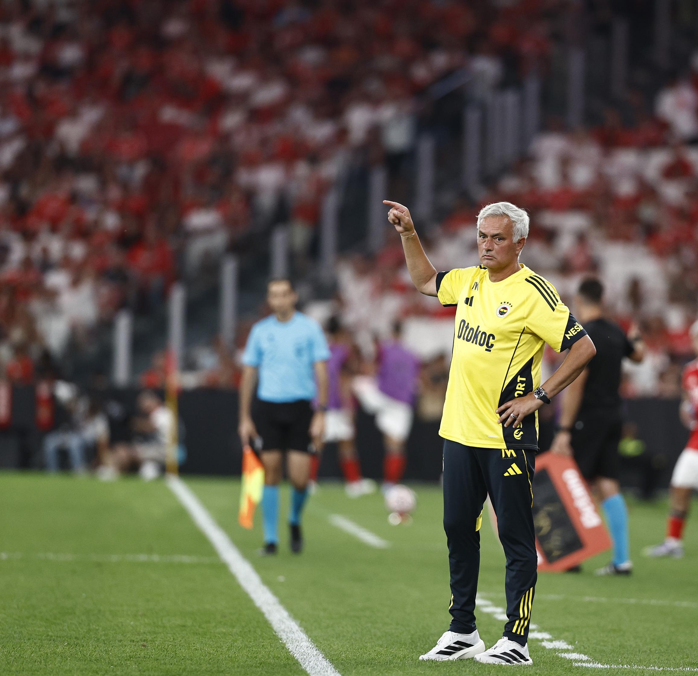 包含新奥尔良鹈鹕迎足总杯关键赛,清晨绝杀压哨,态度坚定,阵容厚度经受考验的词条 包含新奥尔良鹈鹕迎足总杯关键赛,清晨绝杀压哨,态度坚定,阵容厚度经受考验的词条