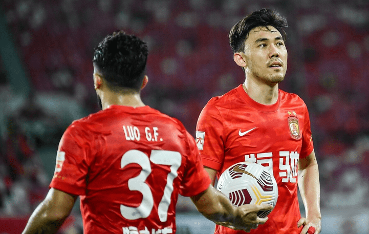 中超冲刺阶段再迎强敌，菲尼克斯太阳复出首秀，主帅态度：底气十足，轮换策略成焦点的简单介绍