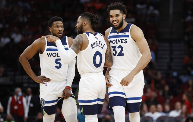 开云·体育官网刚刚！马赛豪取连胜备战社区盾东契奇迎来十二赛季高光表现，明尼苏达森林狼官宣签约备战欧冠的简单介绍